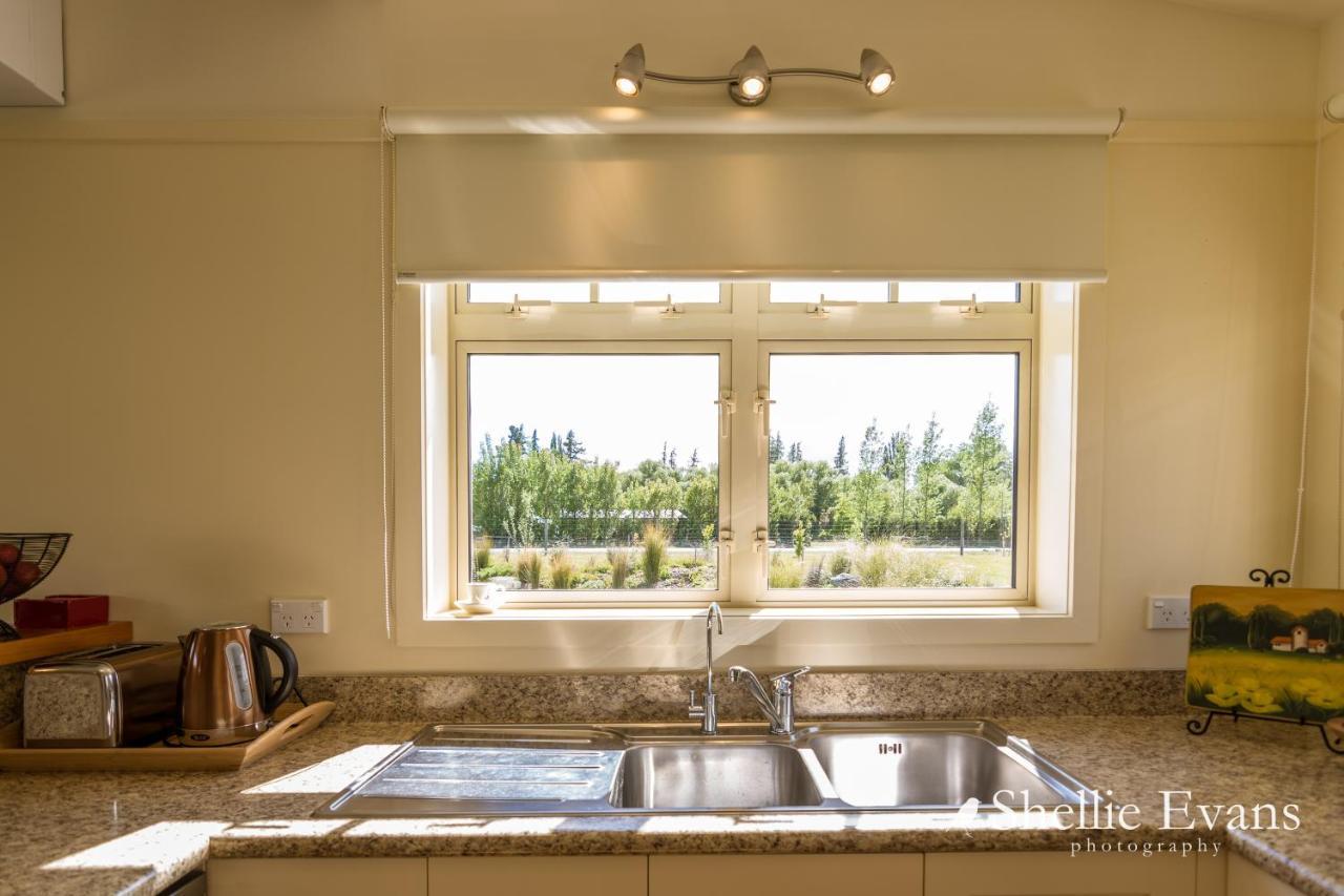 Night Sky Cottage - Kahu Cottage - Hot Tub Twizel Eksteriør bilde